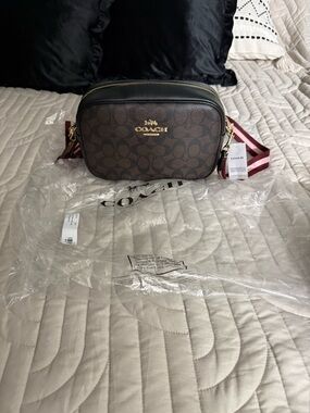 Nwt Coach purse